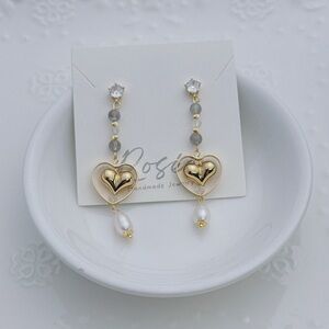 26E152 Handmade Freshwater Pearl Labradorite Dangling Earrings